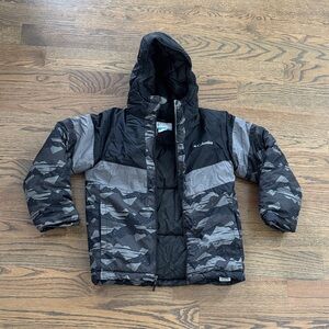 Columbia Kids Camo Jacket - Black and Gray